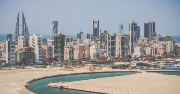 استطلاع .. البحرين الأولى عربيا لسعادة الزبائن