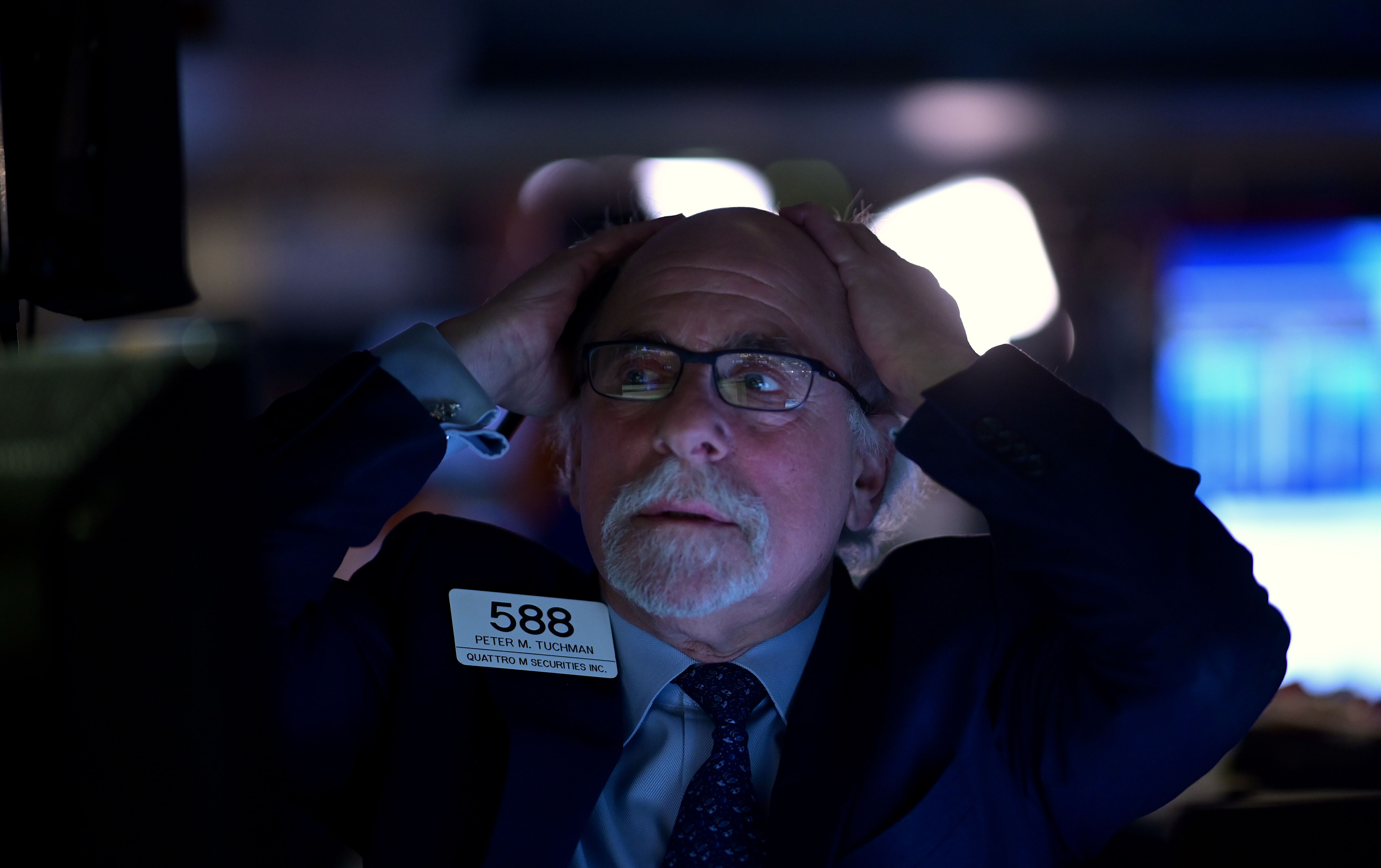 خسائر حادة للأسهم الأمريكية .. داو جونز يهبط 1030 نقطة