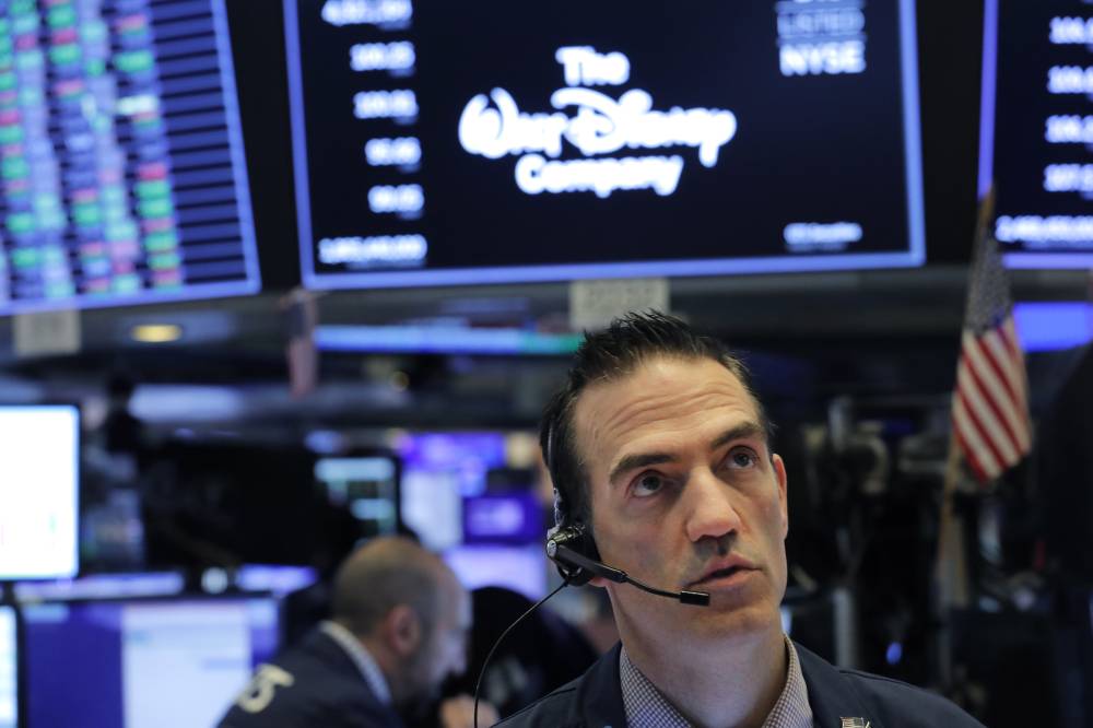 الأسهم الأمريكية تقفز بعد أسوأ يوم منذ 1987.. داو جونز يصعد 3.6%