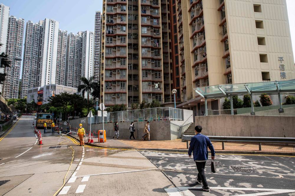 الإيطاليون في الصين بين بؤرتين لوباء كورونا