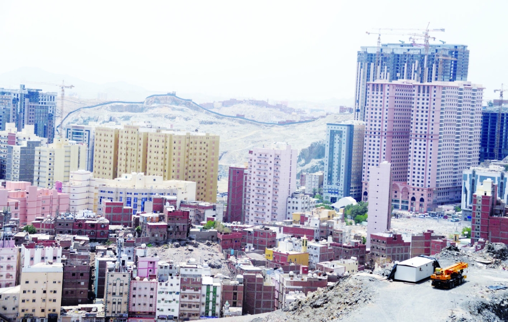 تطبيق إجراءات احترازية صحية إضافية بعدد من أحياء مكة ومنع التجول فيها