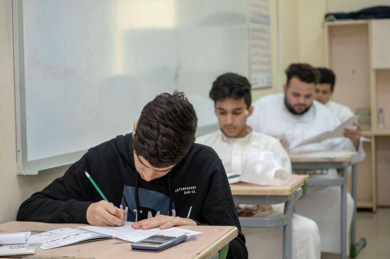 17 ألف طالب وطالبة مؤهلين لبرامج "موهبة".