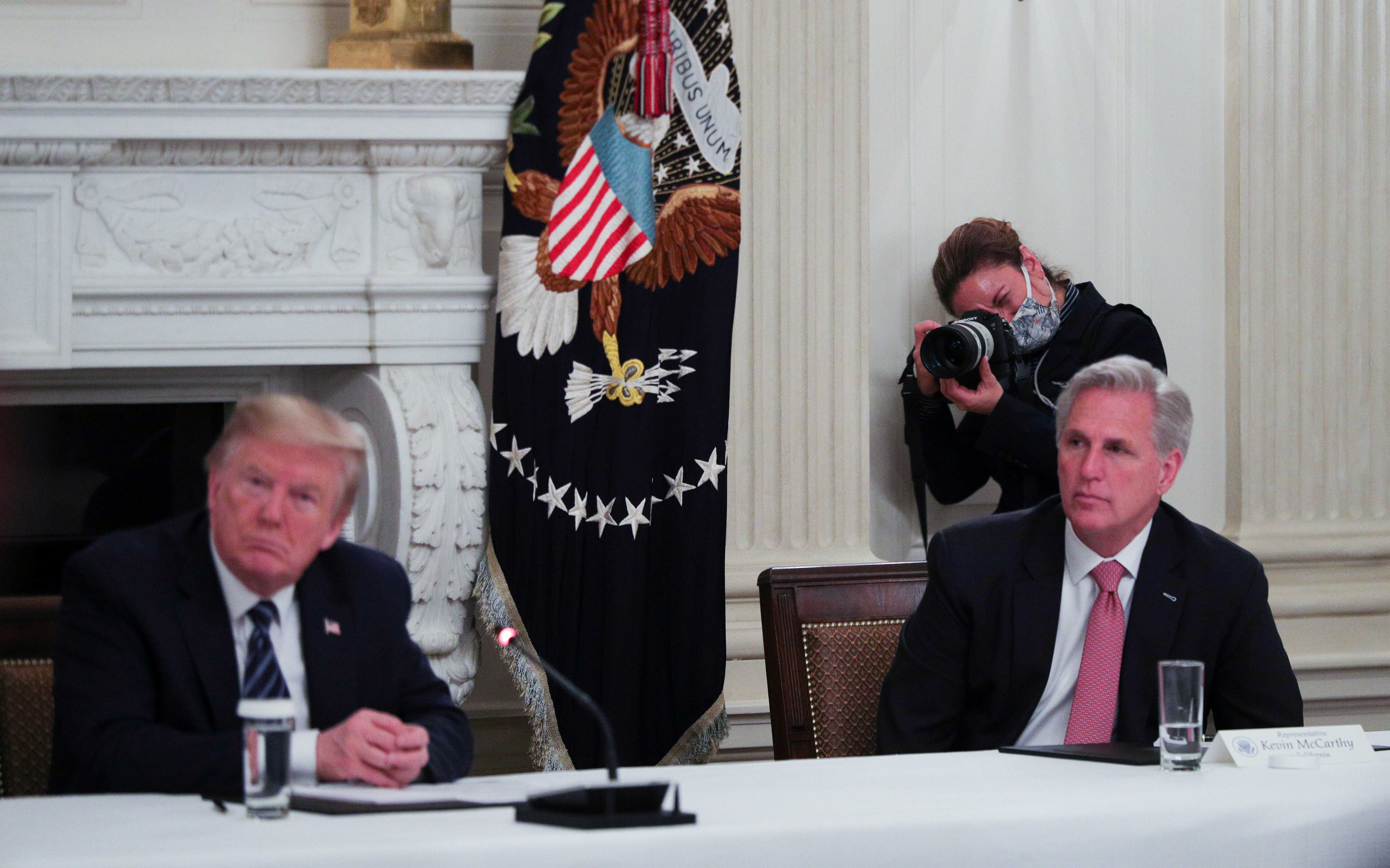 مسؤولون: البيت الأبيض يبحث تقديم المزيد من الحوافز لمواجهة كورونا