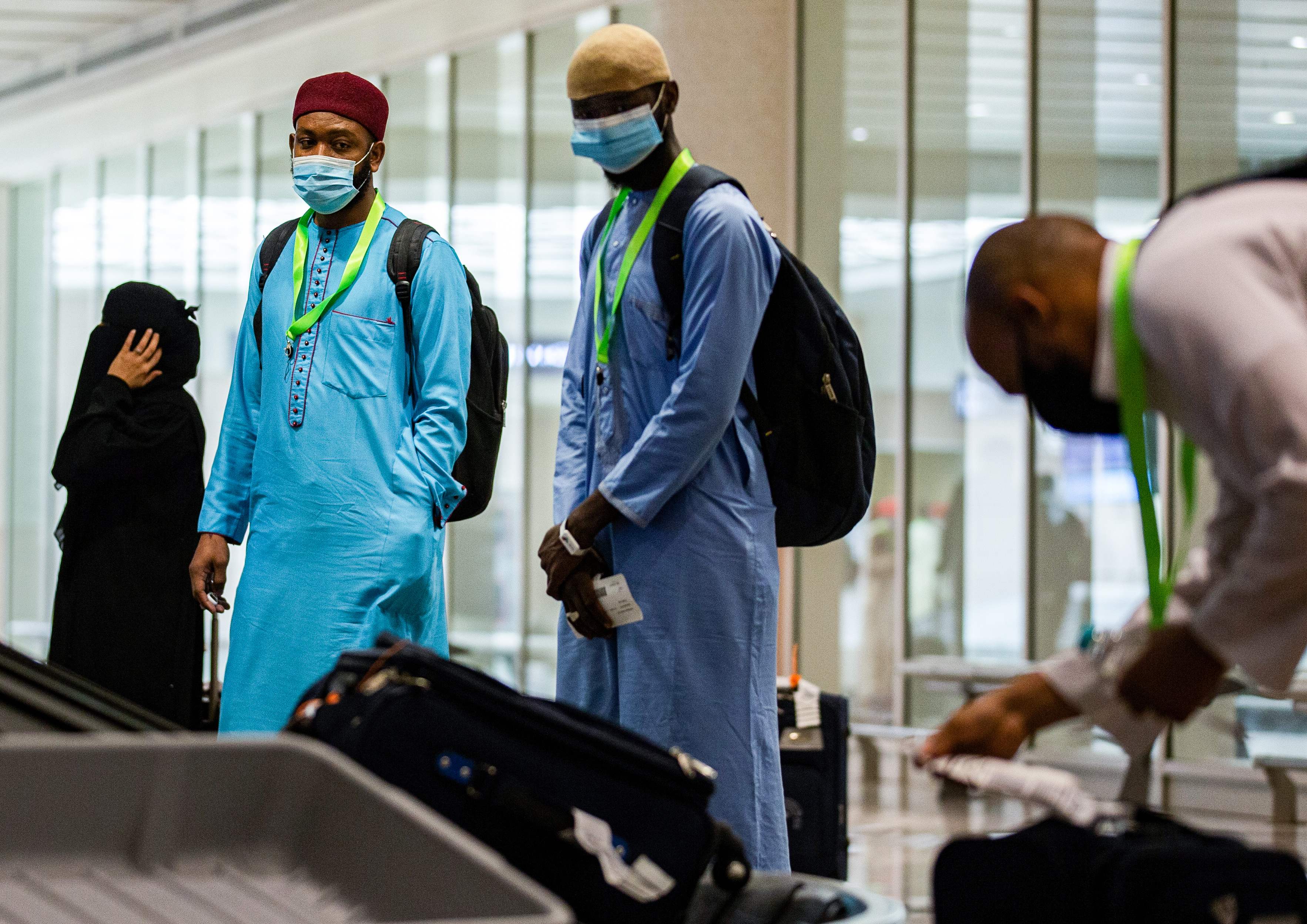 طلائع الحجاج تصل إلى مكة المكرمة