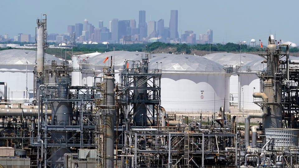 جهاز أبوظبي للإستثمار يكشف عن تملك 5% في "شينير إنرجي"