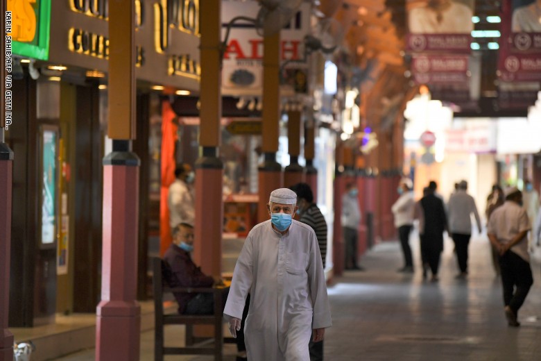 الإمارات تسجل أعلى معدل إصابات يومية بكورونا منذ مايو