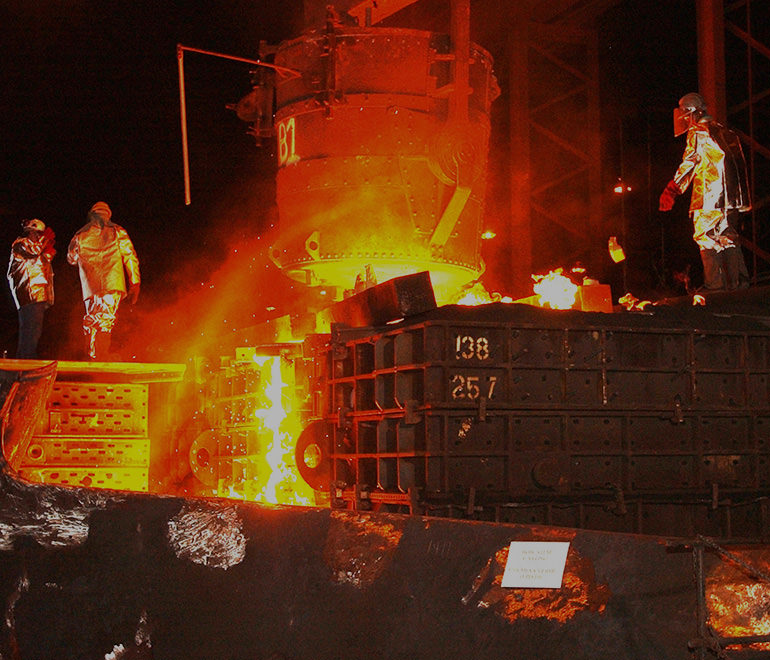 وزير الاقتصاد الألماني: أوروبا لن تتخلى عن عمال الصلب