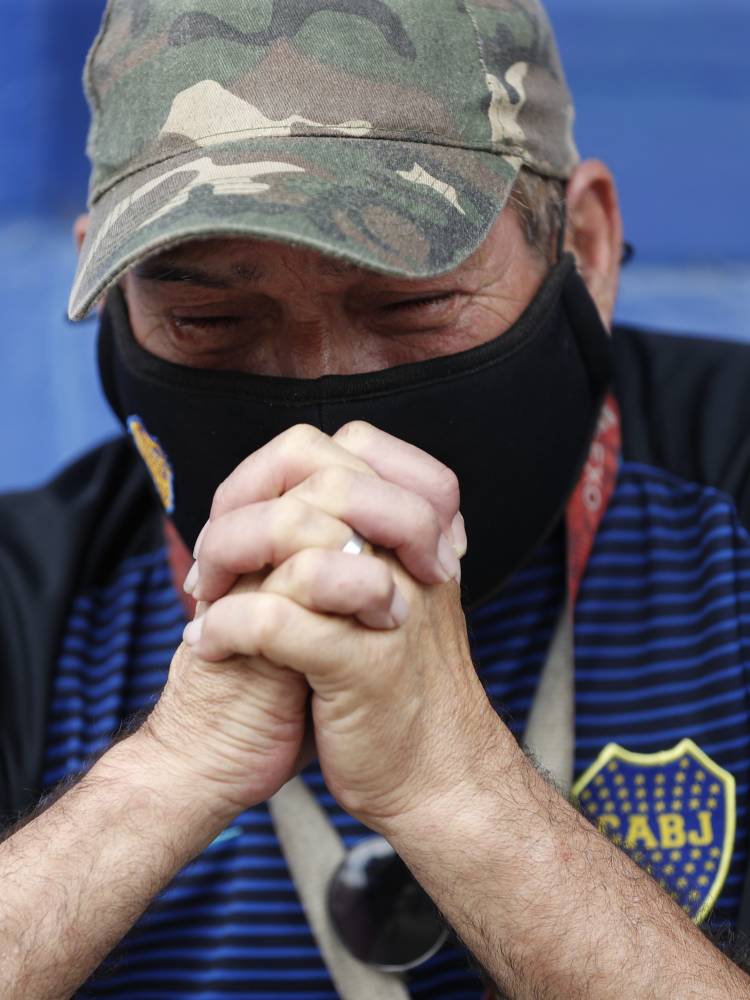 مارادونا .. ربح العالم وخسر نفسه