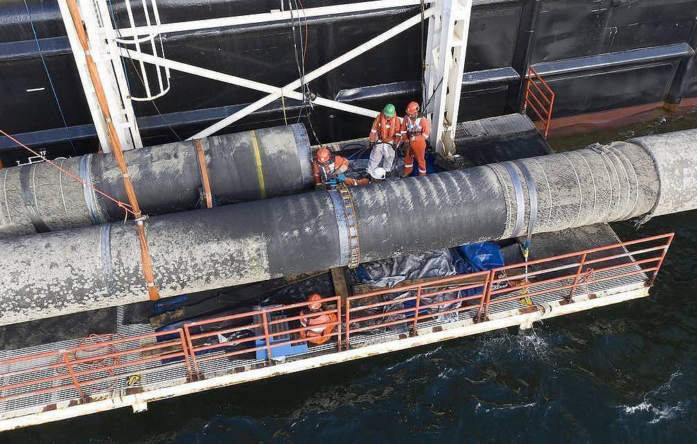 استئناف العمل ببناء خط أنابيب "نورد ستريم 2".. وأسهم "جازبروم" تقفز 3.5%