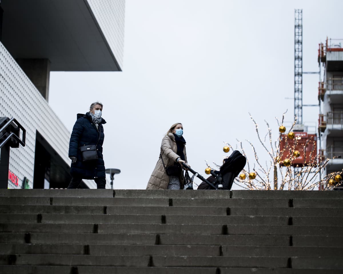 إسبانيا قد تحقق مناعة جماعية من كورونا بحلول نهاية صيف 2021 