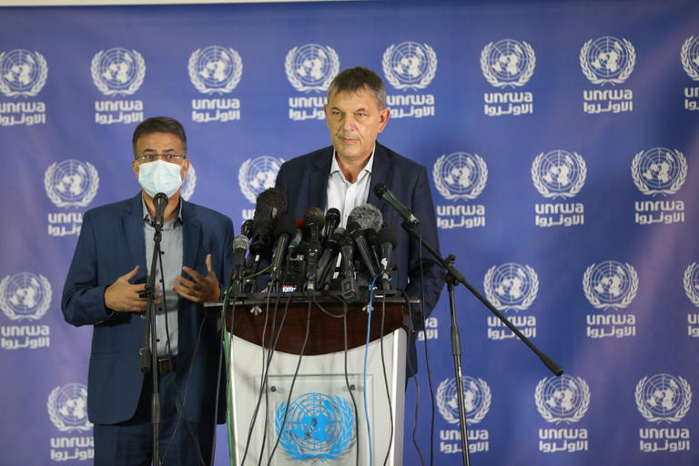 "الأونروا" تدفع رواتب موظفيها لكن أزمة التمويل مستمرة