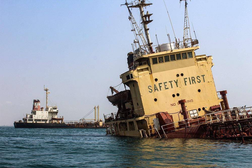 الناقلة تعرضت لأضرار غير قابلة للإصلاح.