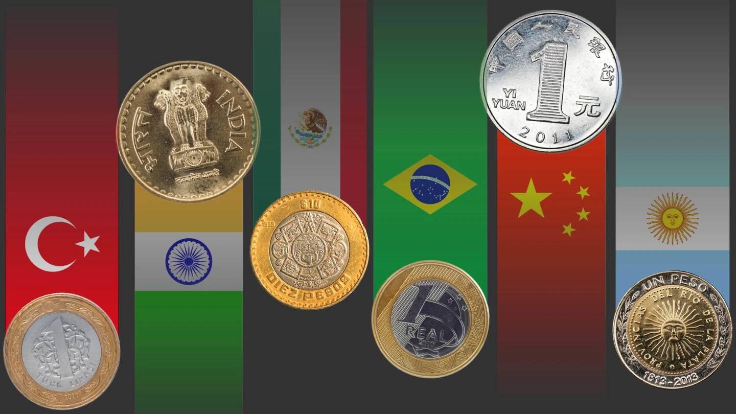 رغم فقدان برنت 3 دولارات وتراجعه إلى 71.55 دولار .. النفط يواصل حصد مكاسبه الأسبوعية