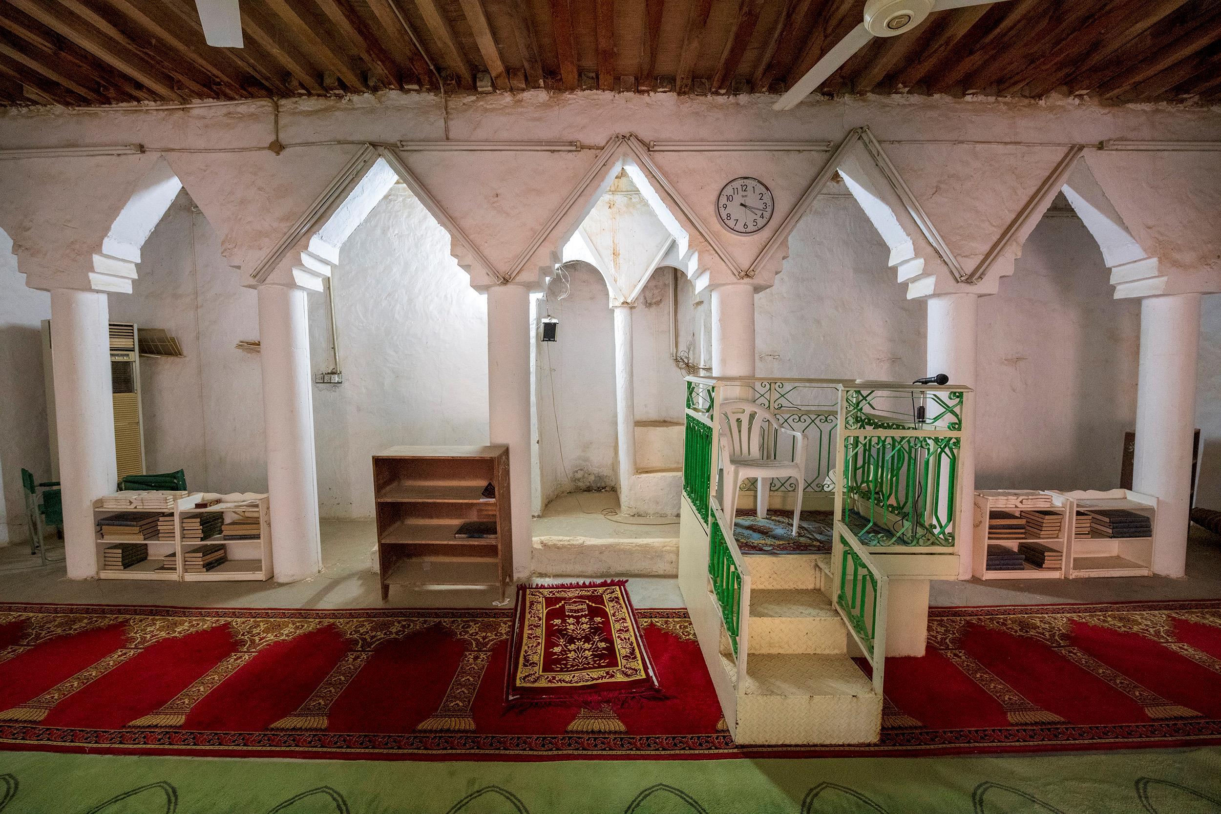 مسجد المنسف في الزلفي يروي قصة 150 عاما مضت