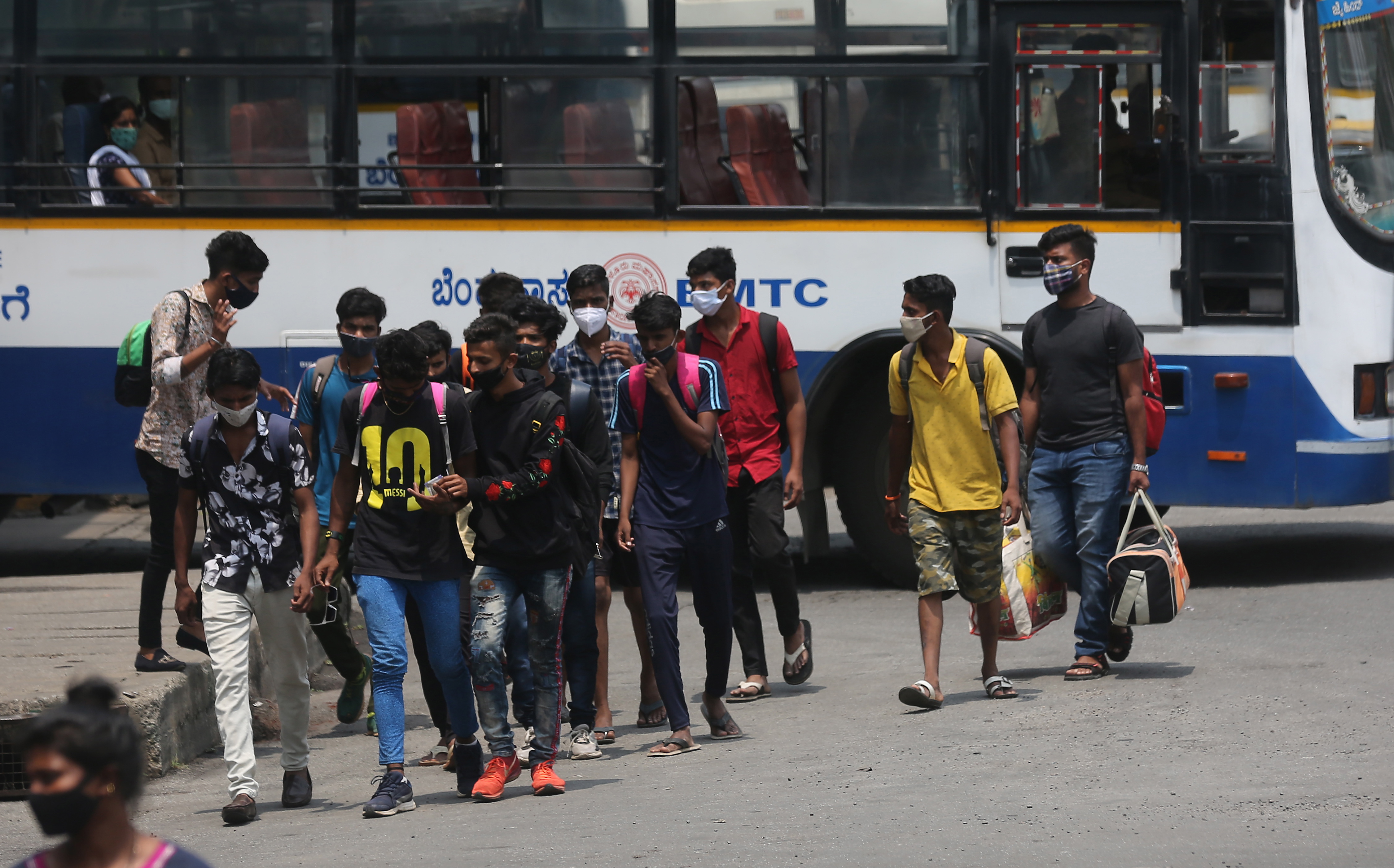 أكثر من 346 ألف إصابة بكورونا في الهند.. ارتفاع قياسي جديد