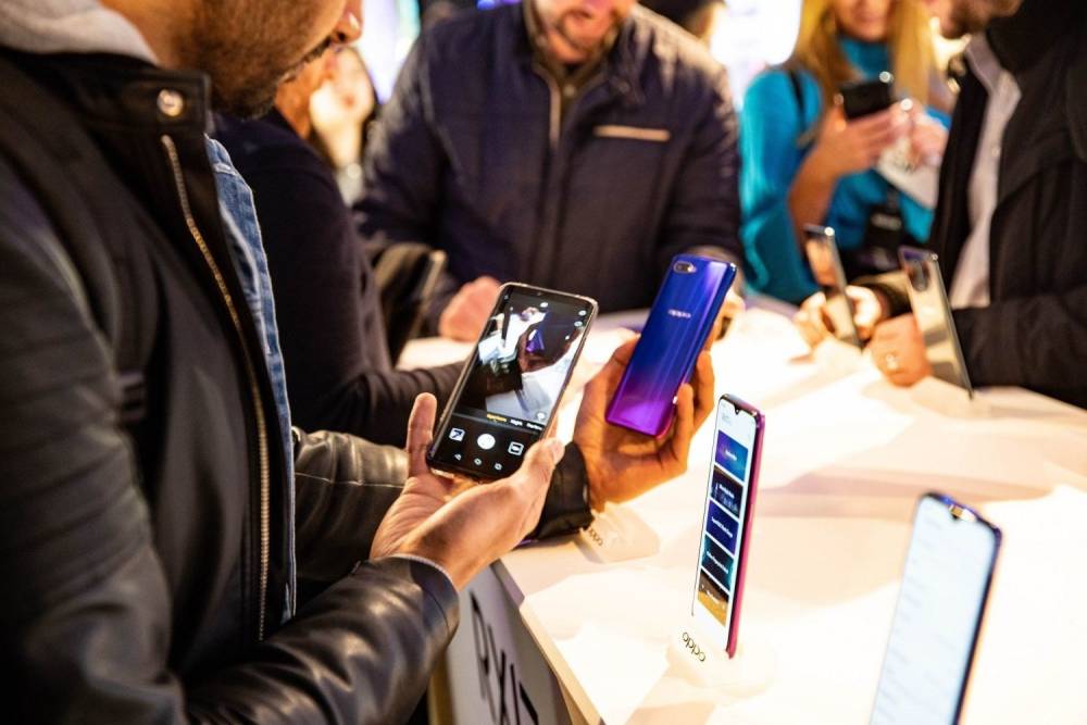 نمو مبيعات سوق الهواتف الذكية لأول مرة منذ 5 أعوام