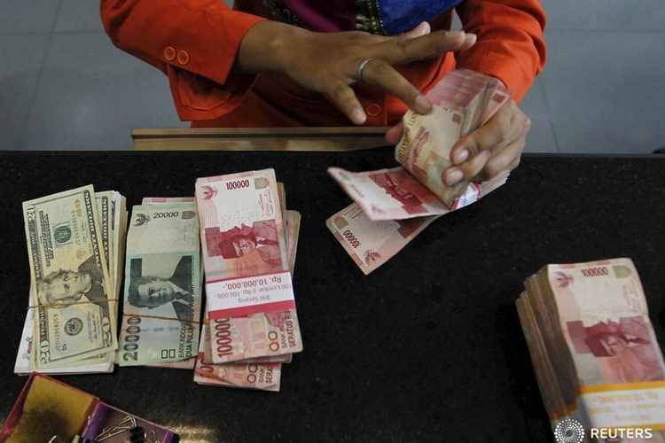 الدولار كان قرب قاع تسعة أسابيع عند 90.543 مقابل سلة من العملات.