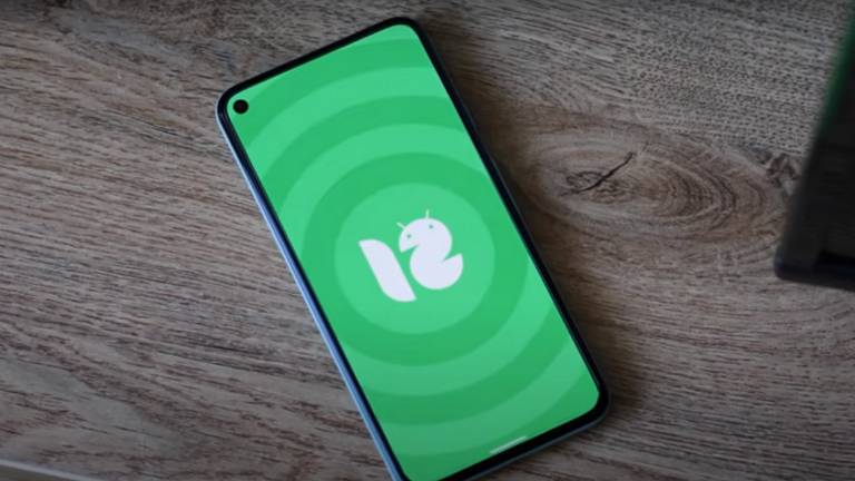 أطلقت "جوجل" نسخة تجريبية للمطورين الشهر الفائت.