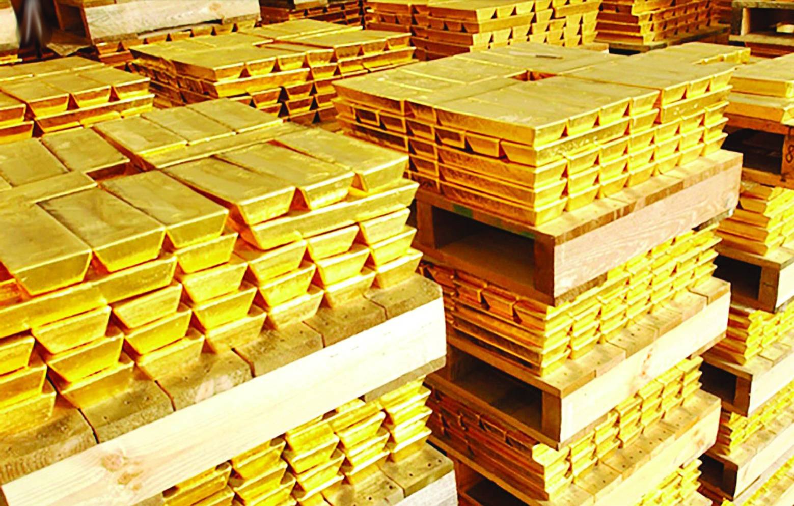 صعد الذهب في المعاملات الفورية ‭‭0.2‬‬ في المائة إلى ‭‭1868.30‬‬ دولار للأوقية.