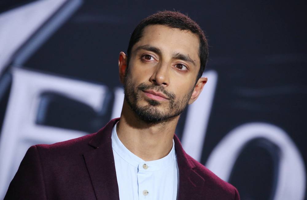 ولد ريز في لندن لأبوين باكستانيين.