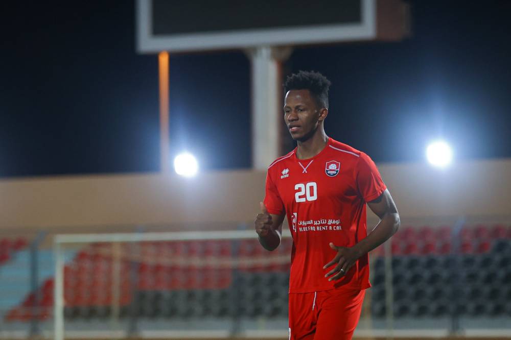 تواصل الاحتجاجات لليوم الرابع يهوي بسندات لبنان