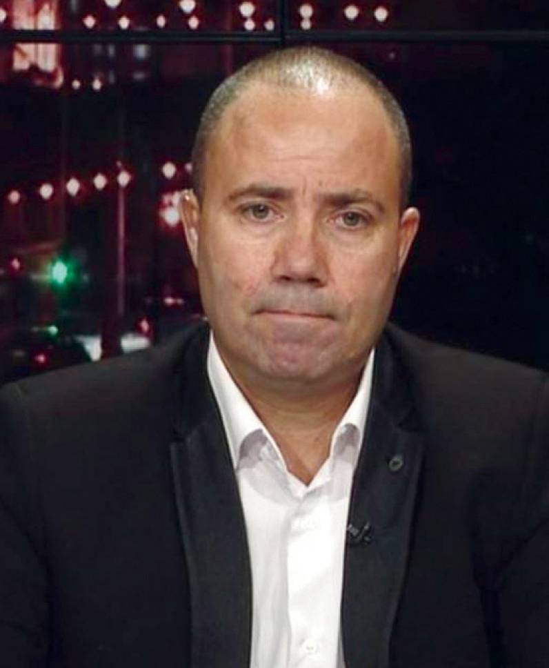علي عباس