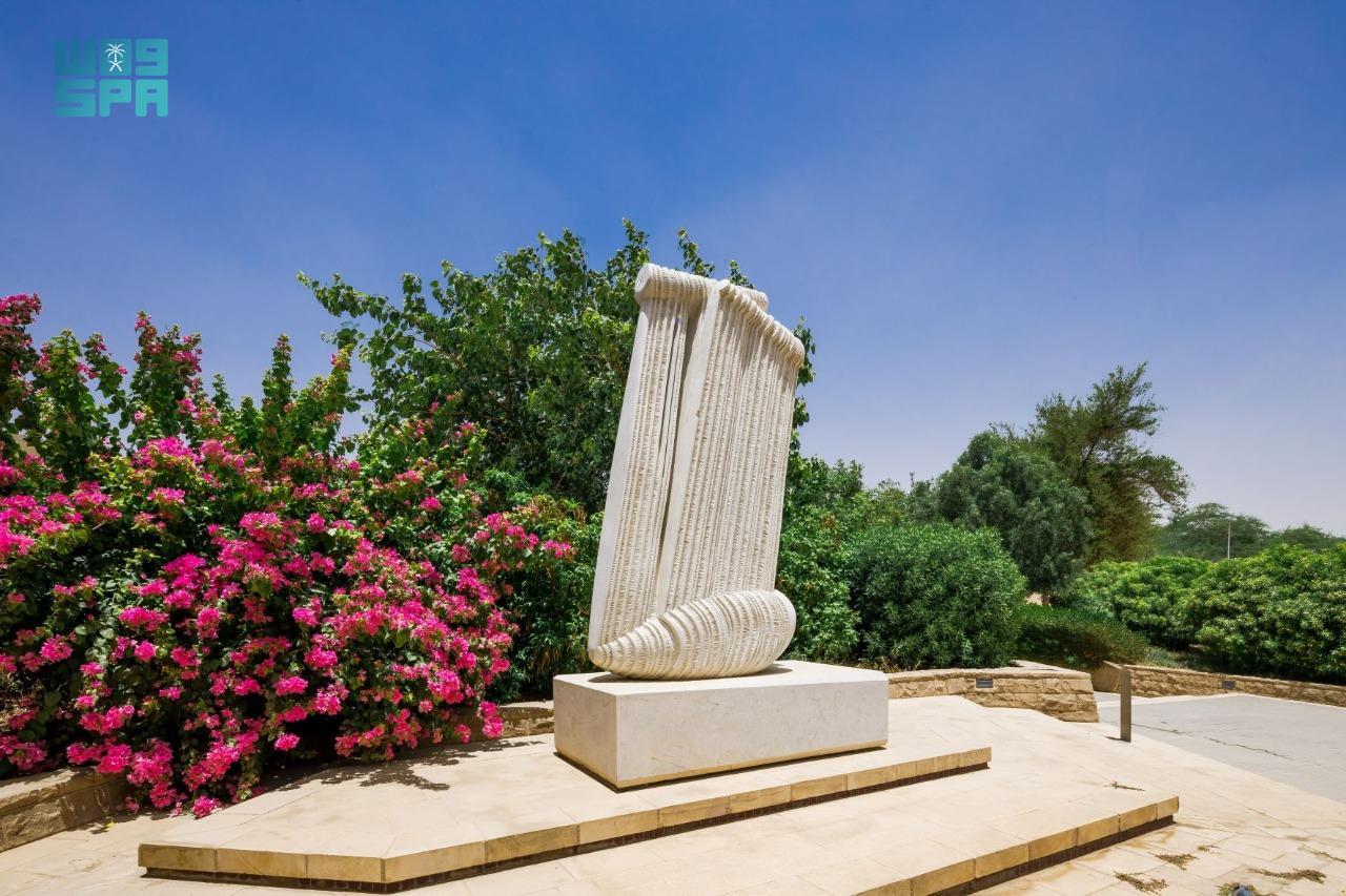 " الرياض آرت " يختار 20 فنانًا للمشاركة في النسخة الثالثة لملتقى طويق الدولي للنحت