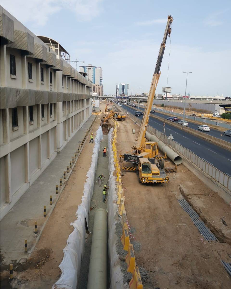 يتضمن المشروع تنفيذ أكثر من 276 ألف توصيلة مياه.