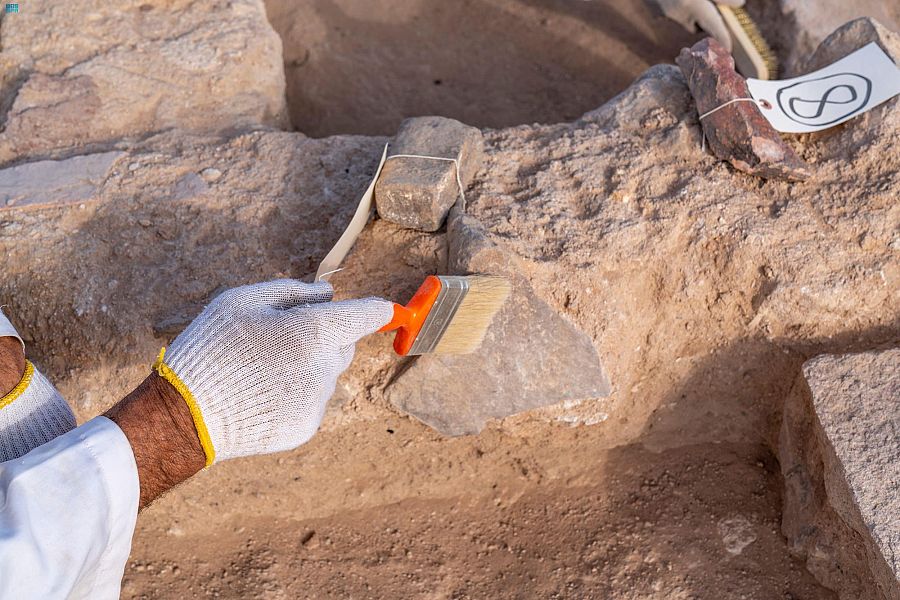 هيئة التراث تبدأ مشروع التنقيب الأثري في موقع ضرية في القصيم