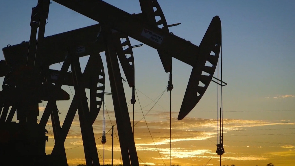 أسعار النفط تهبط في ظل نفاد قوة دفع الانتعاش.. "برنت" عند 72.6 دولارا