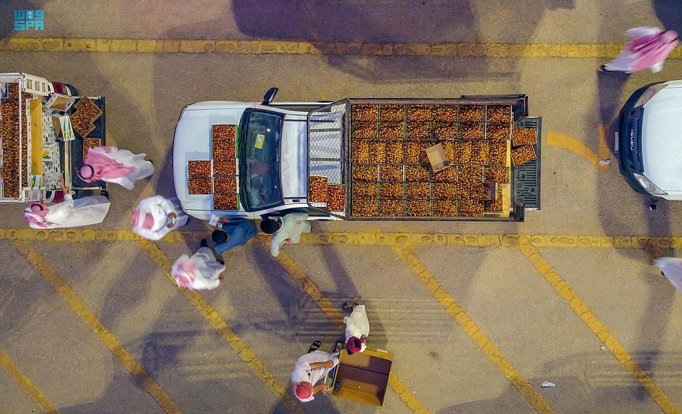 مهرجان بريدة للتمور يدعم المحال المتخصصة في بيع التمور ومشتقاتها