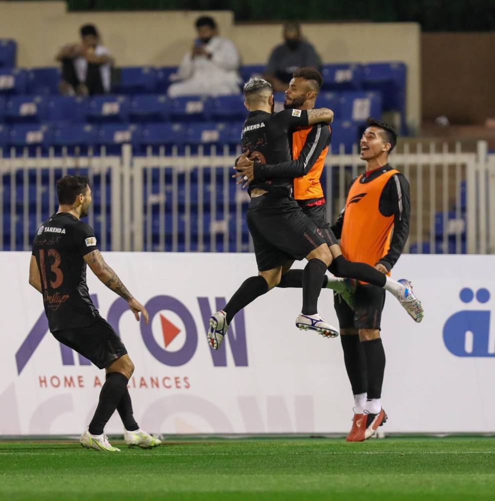 "خماسية" "حمراء" لا تنسى