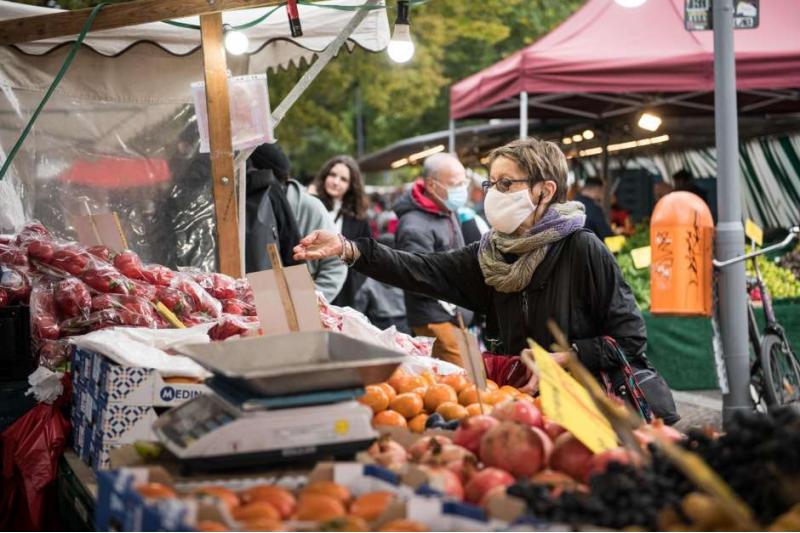 معنويات المستهلكين الألمان ترتفع مع اقتراب أكتوبر 