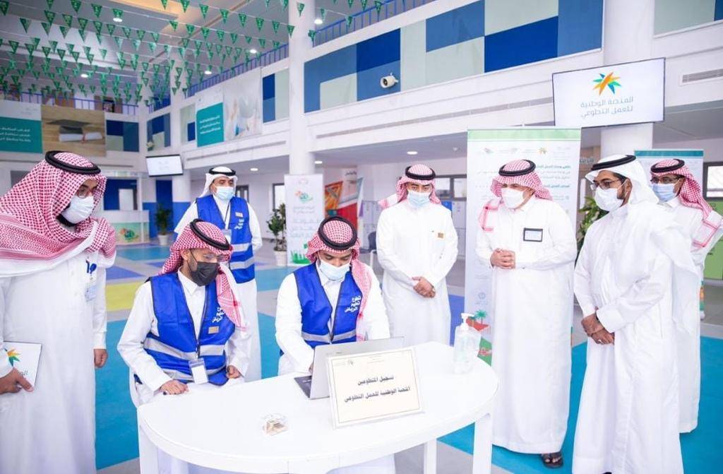 البوابة الالكترونية للتعليم تهدف بأن يكون التطوع بشكل منظم