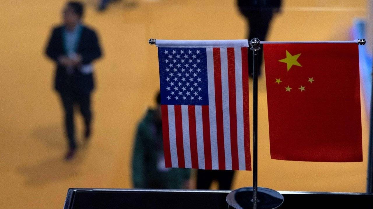 الصين تسعى فقط إلى زيادة نفوذها ليس إلى الهيمنة أو تدمير الرأسمالية الأمريكية .