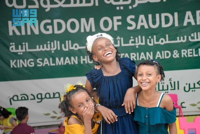 مركز الملك سلمان للإغاثة يواصل تنفيذ مشروع تعزيز تمكين الأيتام اليمنيين وتعزيز صمودهم