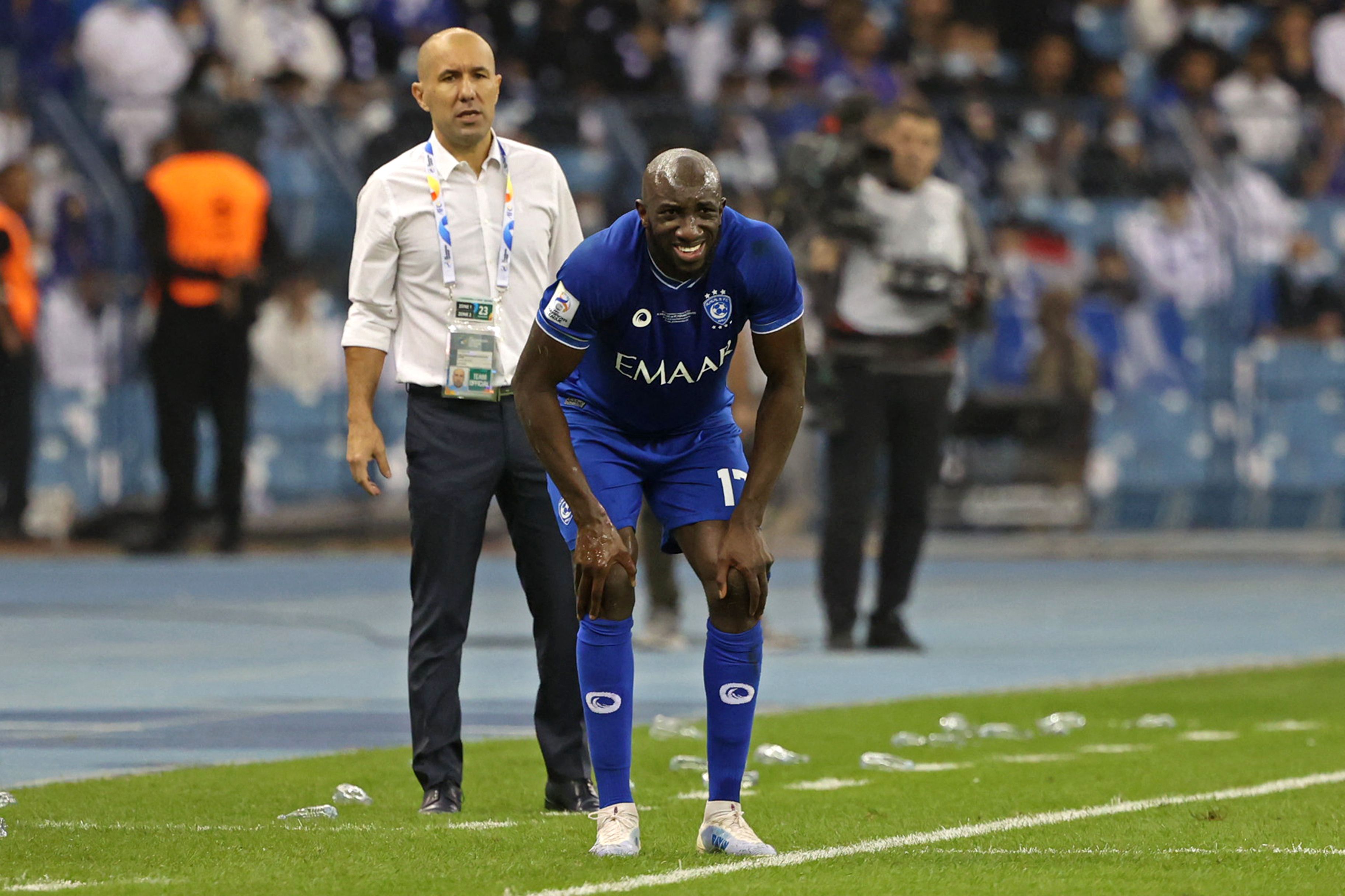 الهلال يهزم بوهانج بثنائية ويتوج بطلا لآسيا 