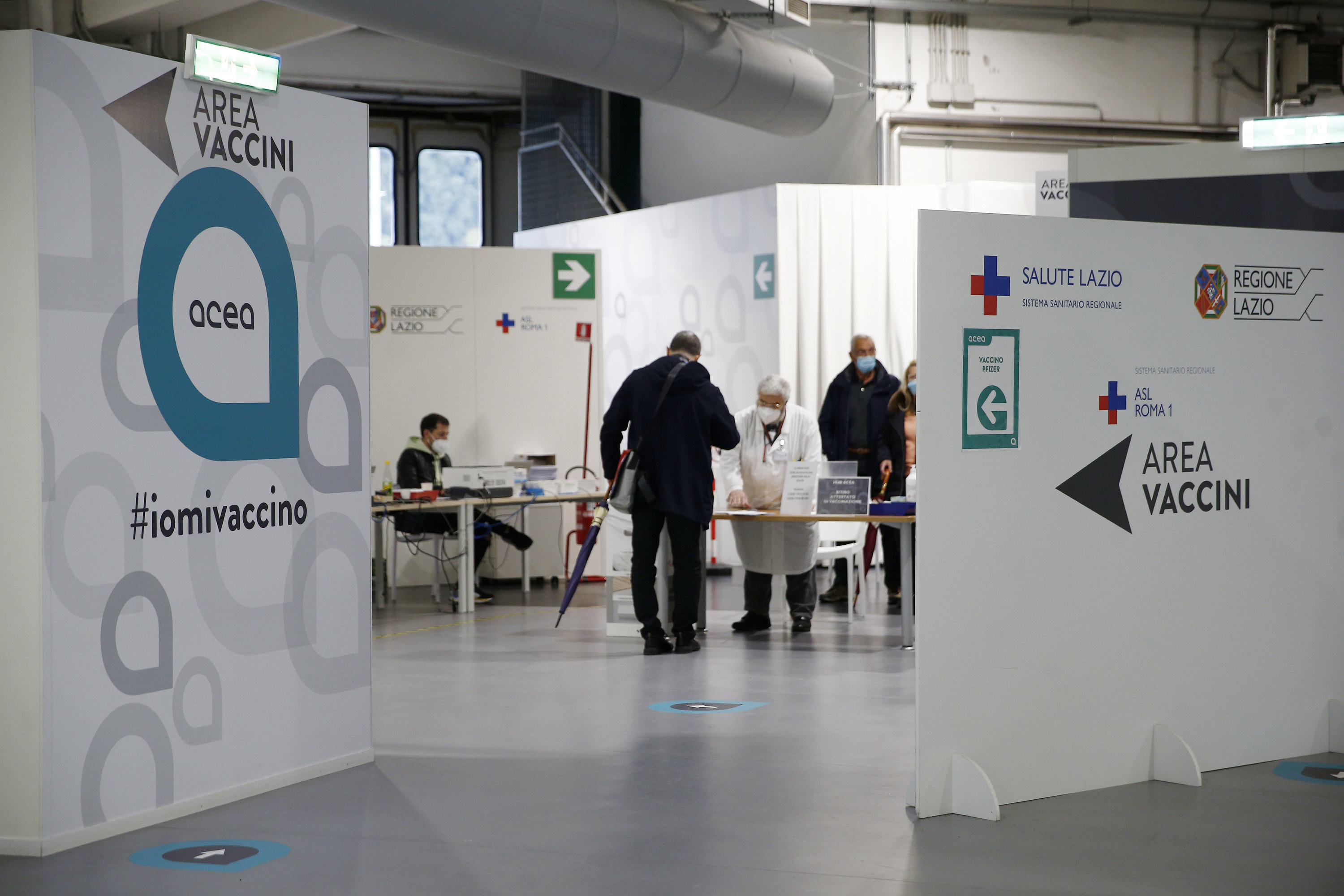 إصابة 4 أشخاص محصنين بـ "أوميكرون" لكن دون أي أعراض