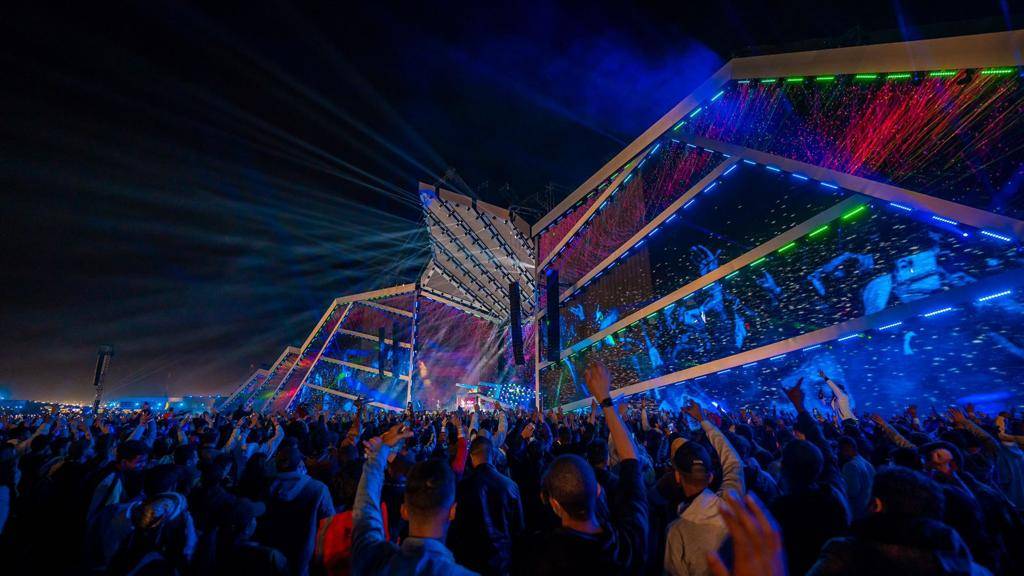 "الكهرباء" تخسر 2.4 مليار ريال في الربع الأول بارتفاع 63 %