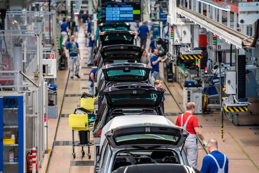 هناك جهود عالمية لتبادل الخبرات بشأن المركبات ذاتية القيادة.