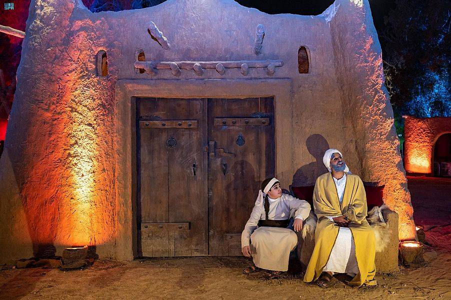 عرض على "مسرح القصيد" قصة المعلقة الشهيرة "زرقاء اليمامة".