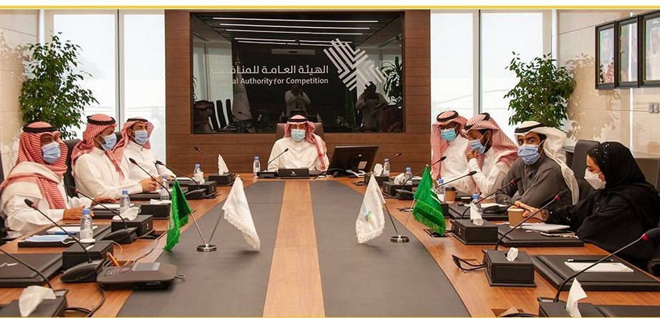 جانب من اللقاء المفتوح بمناسبة اليوم العالمي للمنافسة أمس في الرياض.