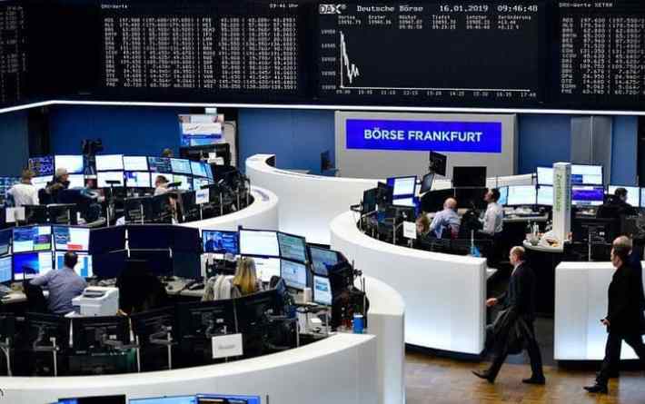 الأسهم الأوروبية ترتفع بعد أسبوع متقلب
