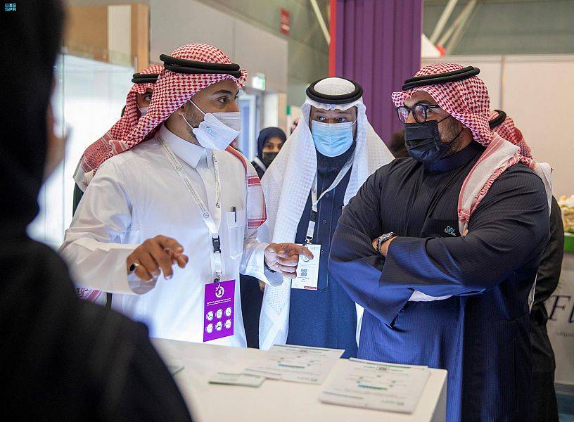 طيران الإمارات تتوقع عودة جميع طائراتها للعمل خلال عامين