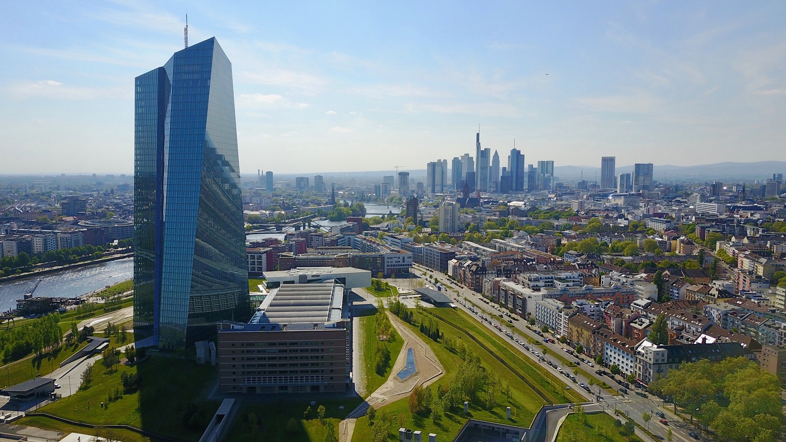 في أوروبا .. توقعات بتراجع التضخم وعدم رفع معدلات الفائدة خلال 2022