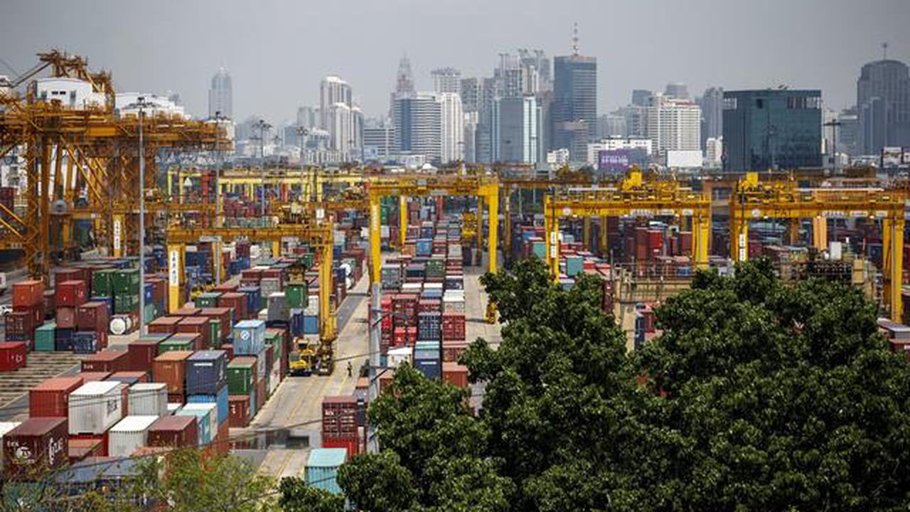 اقتصاد الفلبين يفوق التوقعات وينمو 5.6% خلال 2021