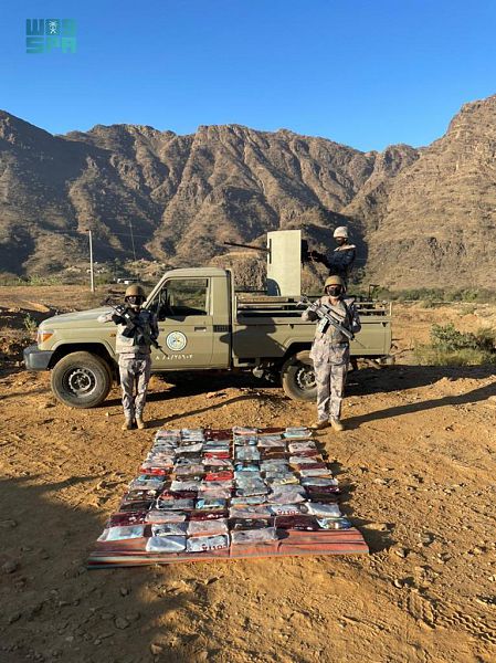  إحباط محاولة تهريب 2.8 مليون قرص إمفيتامين ونحو 29 طنا من القات