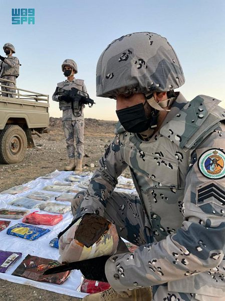  إحباط محاولة تهريب 2.8 مليون قرص إمفيتامين ونحو 29 طنا من القات