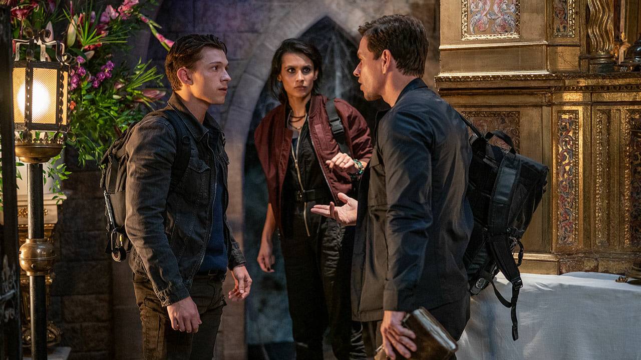 مشهد من العمل.