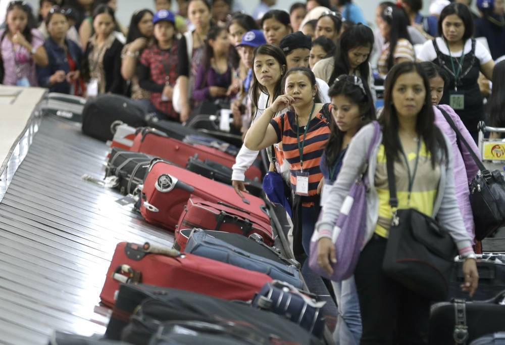 بنوك لبنان ترفع سعر السحب من الحسابات الدولارية إلى 3850 ليرة للدولار